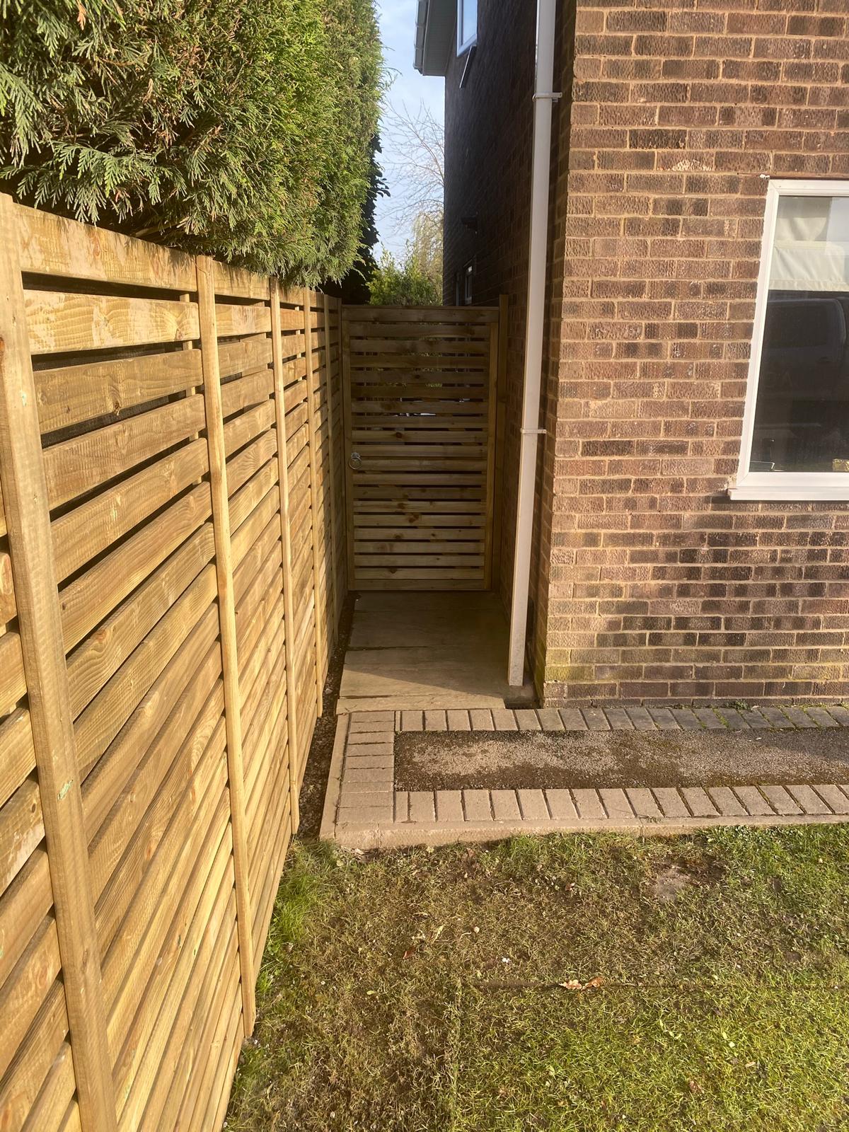 Knutsford Fencing