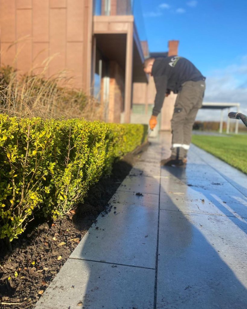 Garden Maintenance Mobberley